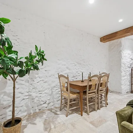 Appartement Robins Nest - Cocon Au Coeur Du Vieil